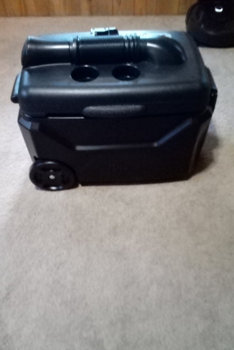 Icybreeze Portable AC/Cooler W/12V Battery & Charger & 12V Wall Power supply